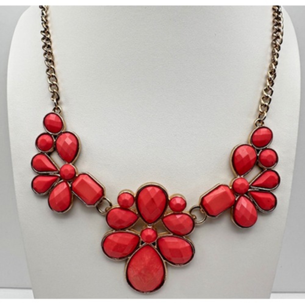Vintage 90s Gold Tone Red Faceted Resin Flower Boho Necklace Women's Jewelry 90s